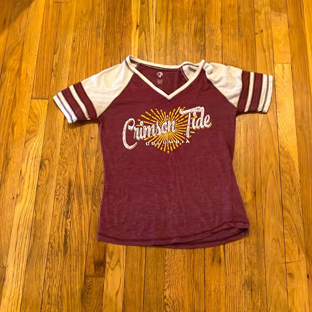Crimson Tide Columbia v-neck Tee Size Large